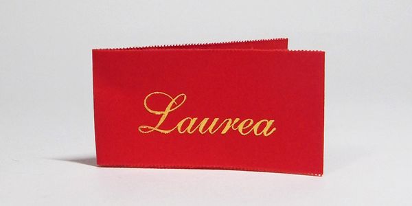 COSA SCRIVERE NEL BIGLIETTO DELLA BOMBONIERA DI LAUREA?