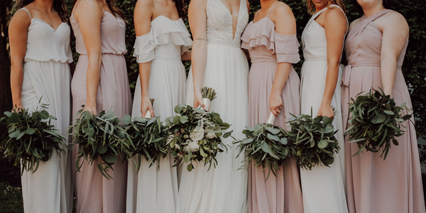 Essere una damigella della sposa: un affetto, tanti significati