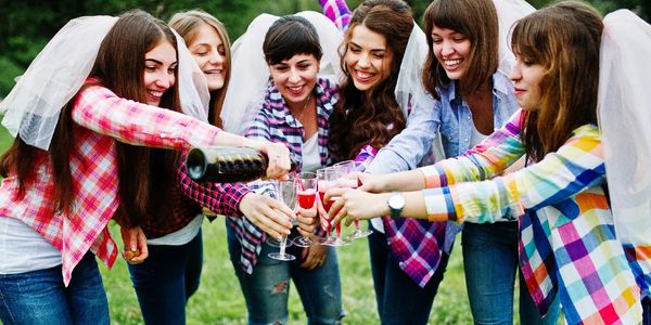 Guida top all'organizzazione dell'addio al celibato-nubilato